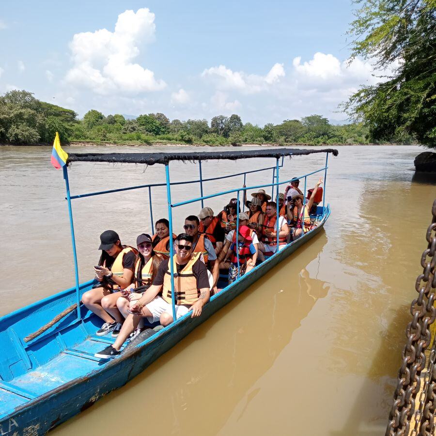 tour fluvial desierto de la tatacoa rio magdalena